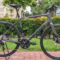 2022 Merida Speeder 400 Hybrid Bike Disc