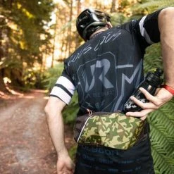 Chapter 2 Cycle Camelbak Podium Flow Belt 21oz Water Bottle/Cage 6 Chapter 2 Cycle Camelbak Podium Flow Belt 21oz Water Bottle/Cage