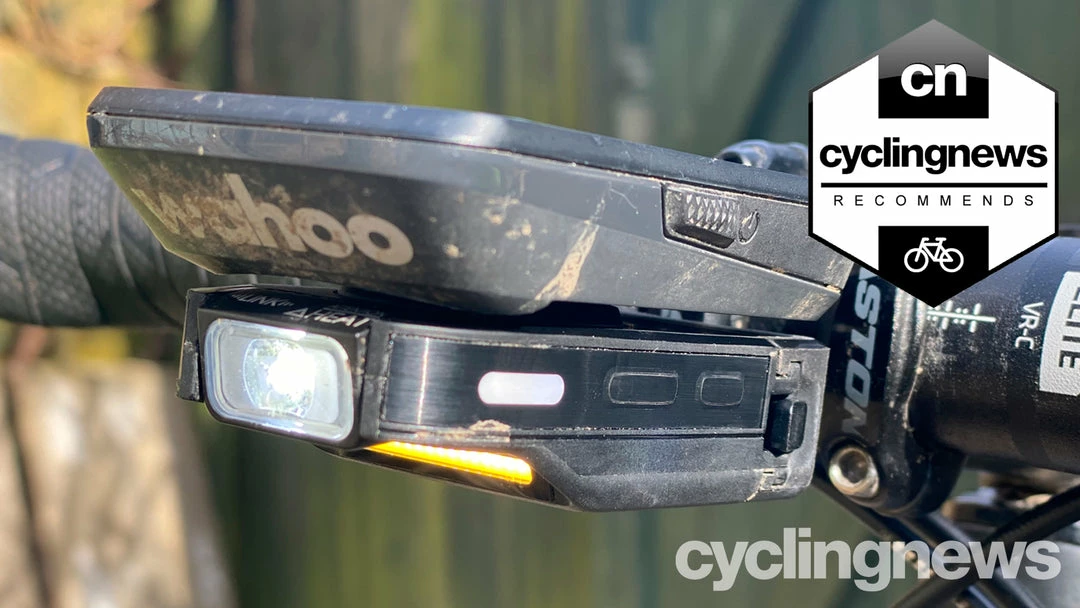 Lights/Bell Moon MX: Cycle Computer Mount / Integrated 400 Lumens Front White Light 5 Lights/Bell Moon MX: Cycle Computer Mount / Integrated 400 Lumens Front White Light