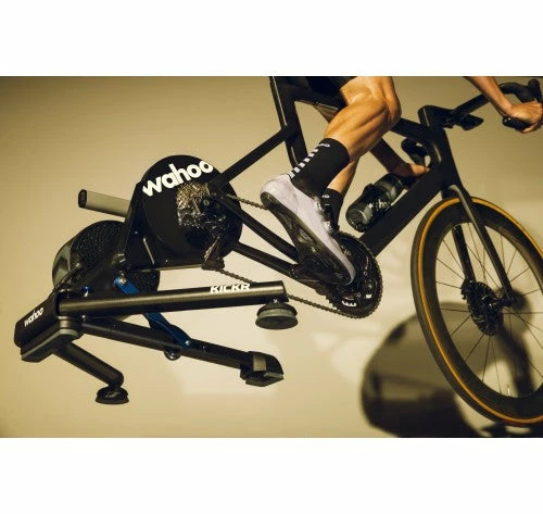 WAHOO KICKR SMART BIKE TRAINER GEN 5 2 WAHOO KICKR SMART BIKE TRAINER GEN 5